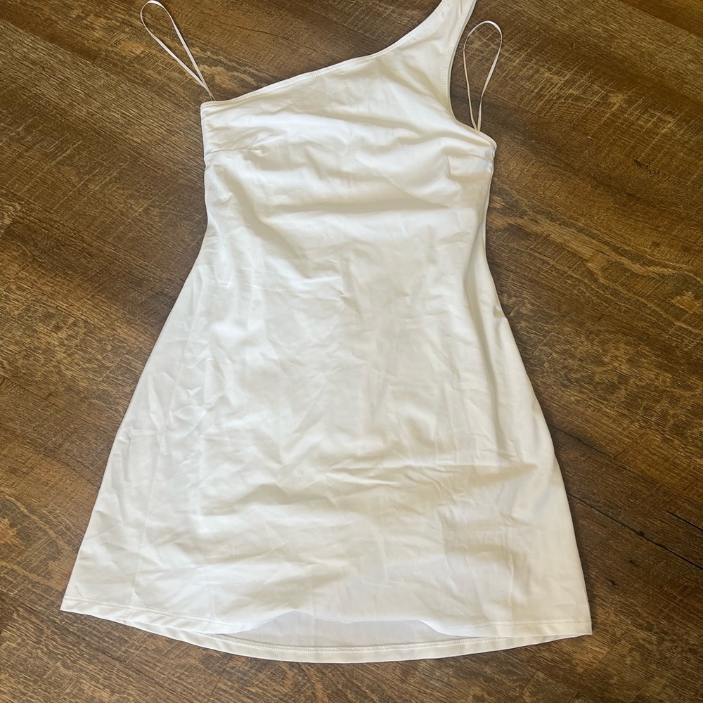 Abercrombie & Fitch White One-Shoulder Dress